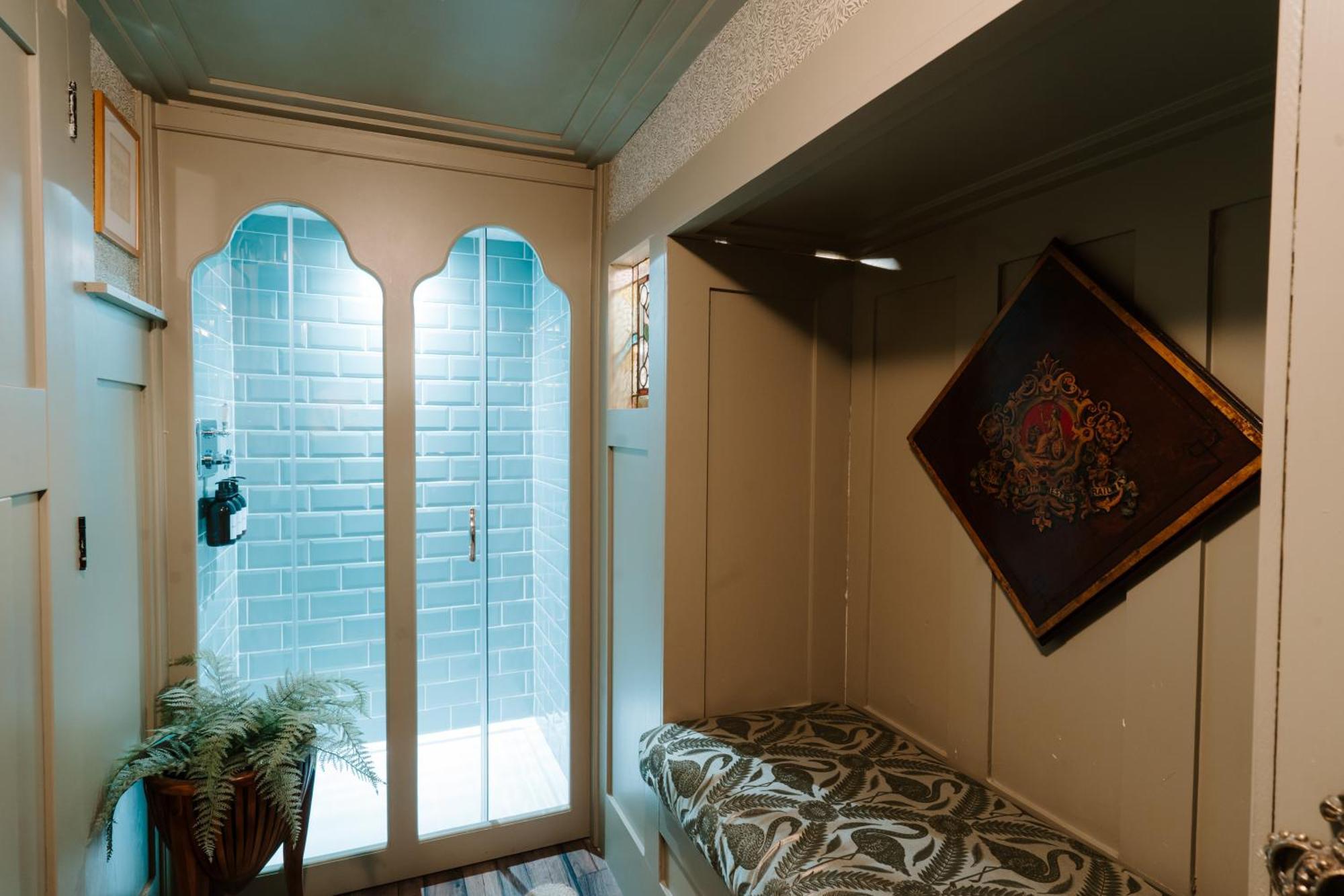 Sheddington Manor - 2 Bedroom Guest House & Cinema 벨파스트 외부 사진